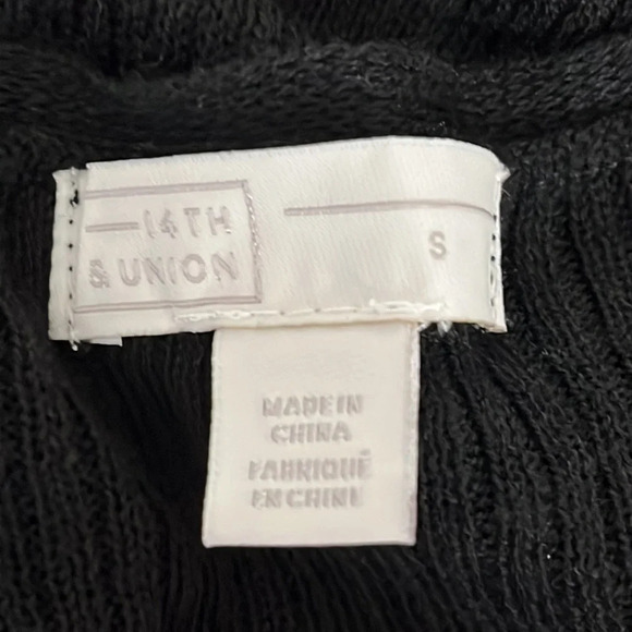 14th & Union Surplice Rib Knit Sweater in Black - NWOT - Size Small - Picture 4 of 5